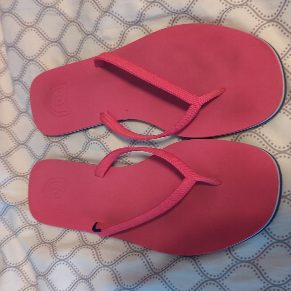 Rothy's flip flops size 8